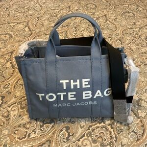 NWT Marc Jacobs The Canvas Medium Tote Bag In Blue Shadow.